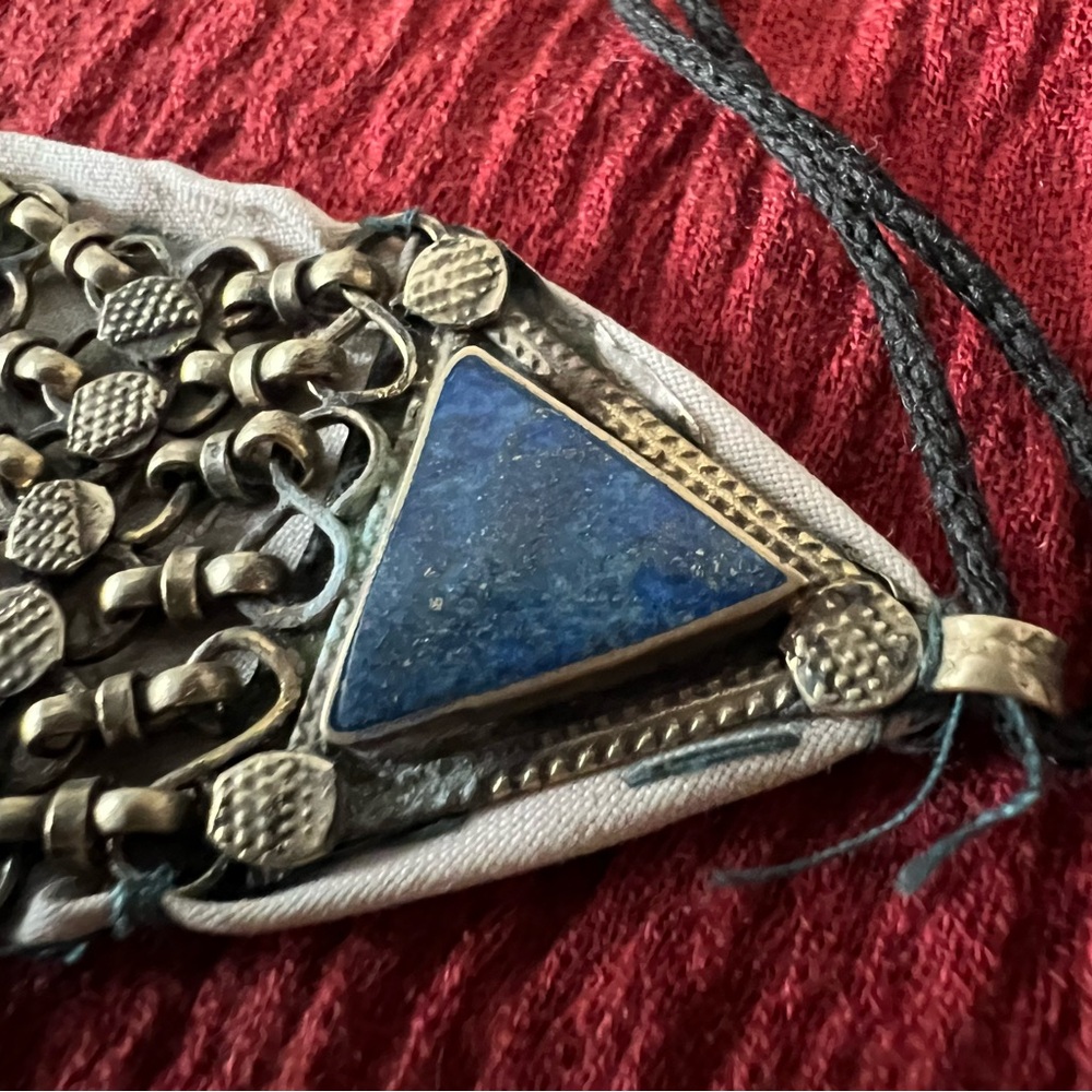 *Vintage* Middle Eastern Lapis Chocker - Picture 8 of 12
